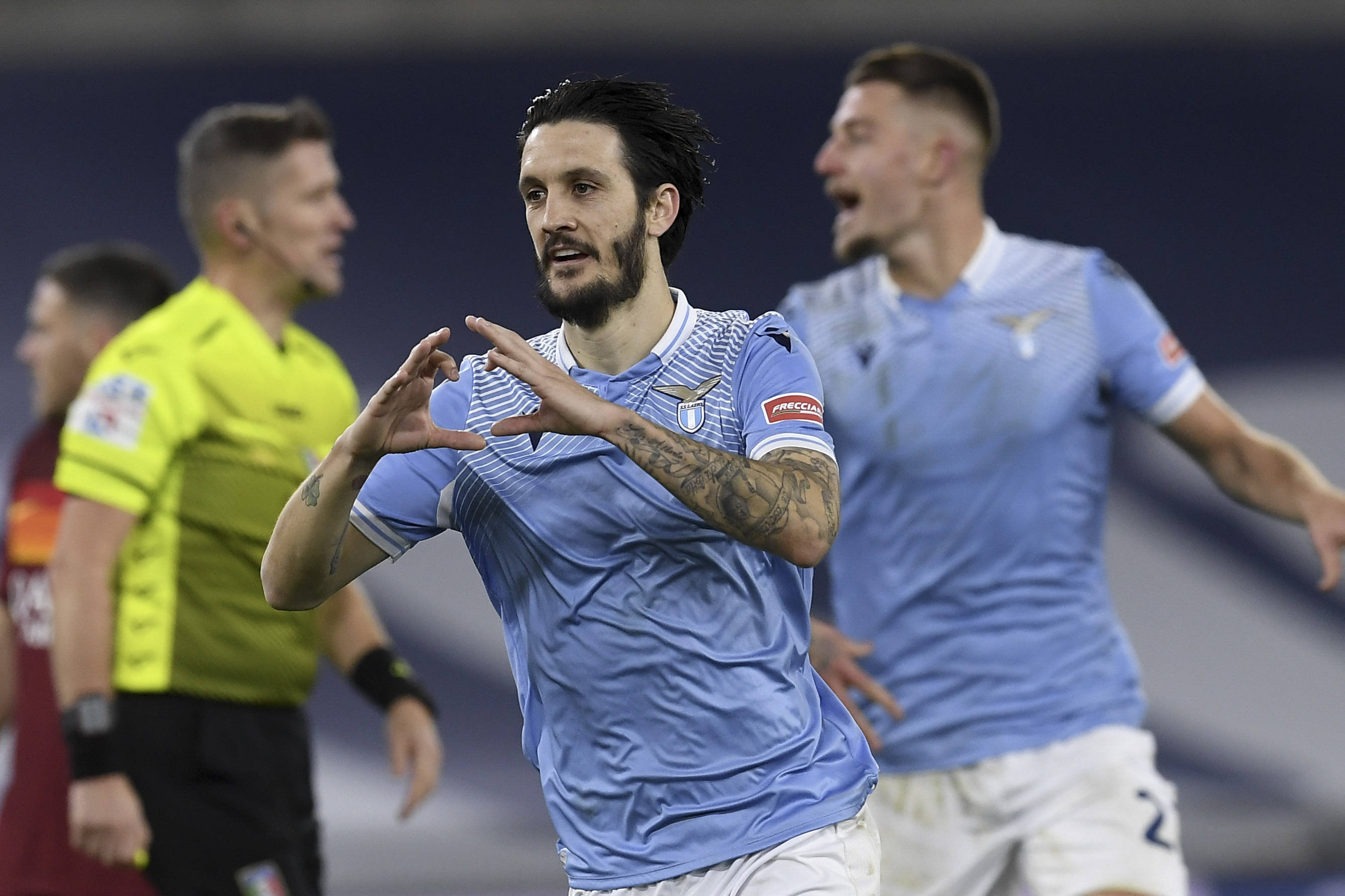 赛前欧冠焦点战；拉齐奥迎来里程碑；媒体盛赞；球探报告显示潜力的简单介绍